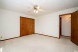 229 Whispering Oaks - Photo 36