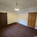 1121 Benedict Street - Photo 13