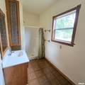 1121 Benedict Street - Photo 15