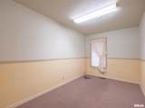1112 Court Street - Photo 82
