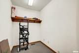 417 Walnut Street - Photo 17