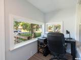 105 Oakley Street - Photo 4