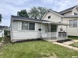 811 Lake Avenue - Photo 2