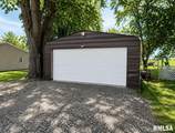 955 Carter Street - Photo 3