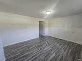 1149 Perry Street - Photo 17