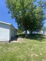 811 10TH Avenue - Photo 21
