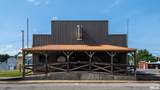 206 Broadway Boulevard - Photo 1