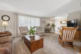 208 Barbara Parkway - Photo 8