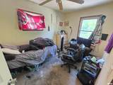 910 Pekin Avenue - Photo 10