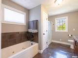 1719 Sycamore - Photo 34