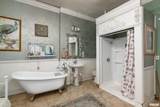 210 Boulevard Street - Photo 21