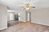 1412 Walnut Street - Photo 5