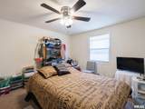 2752-56 Millbrook Court - Photo 17
