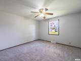 2752-56 Millbrook Court - Photo 32
