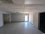 502 War Memorial Drive - Photo 14