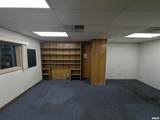 502 War Memorial Drive - Photo 15