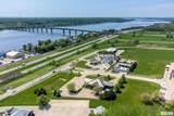 949 Mississippi View - Photo 10