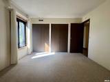 4 Manor Drive - Photo 9