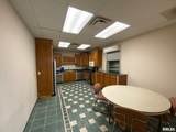 5000 Tremont Avenue - Photo 10