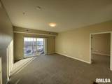 2592 Middle Road - Photo 4