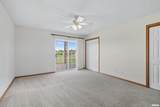 2952 Holiday Court - Photo 18
