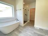 1601 Hoechester Road - Photo 14