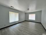 619 Walnut Street - Photo 4