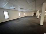 110 Lawrence Avenue - Photo 9