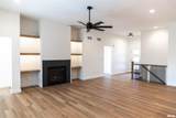 1717 Ambleside Drive - Photo 3