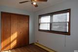 895 Pine Street - Photo 19