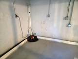 652 Walnut Street - Photo 38