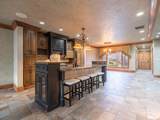 302 Harbor Pointe Drive - Photo 13