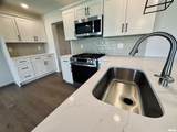 4014 Fiona Way - Photo 13