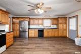404 Howerton Street - Photo 6