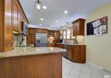 319 Robin Road - Photo 10