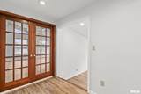 636 Linden Point - Photo 14