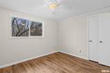 636 Linden Point - Photo 32
