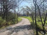 320 Eastfield Drive - Photo 3