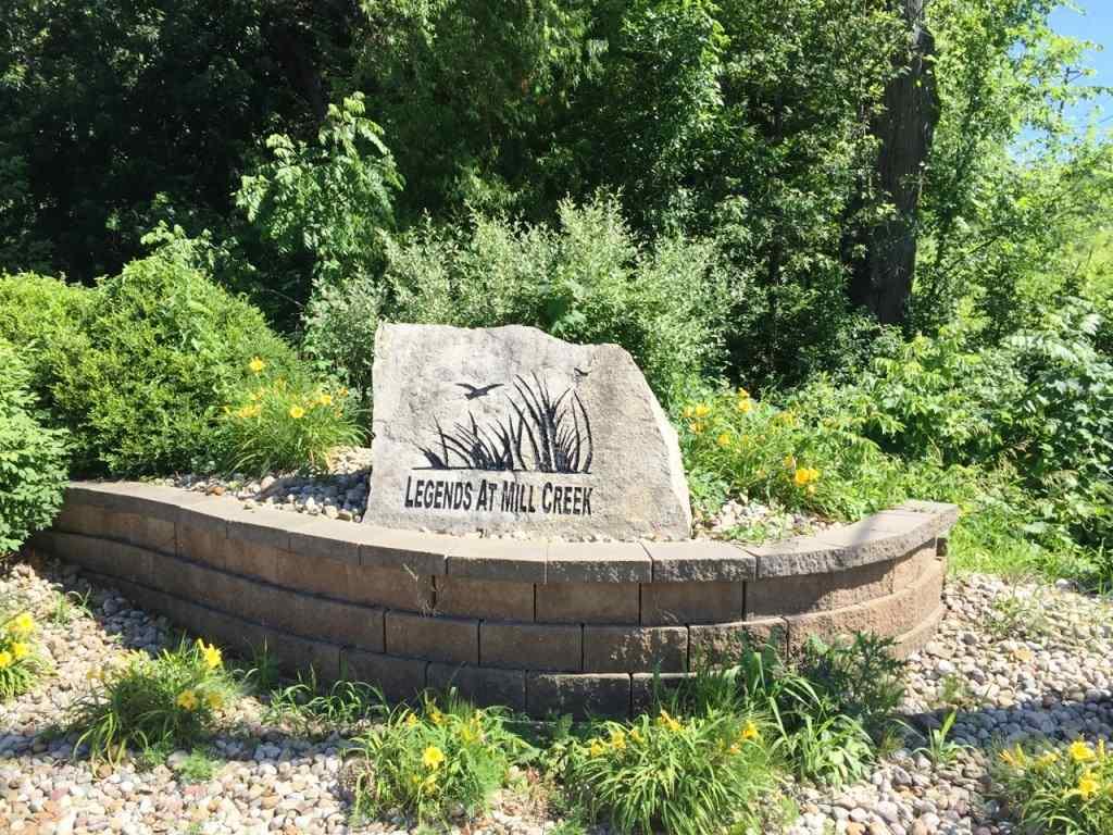 1427 Jondre Drive - Photo 1