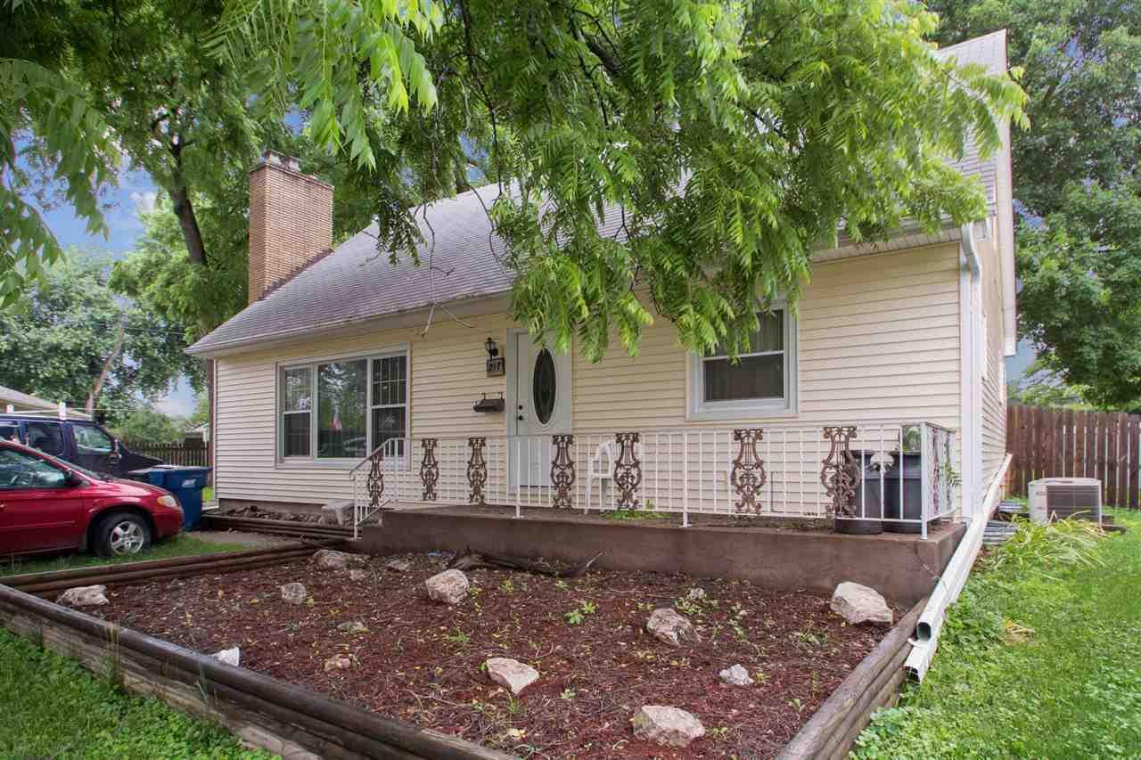 217 Hilltop Court - Photo 1