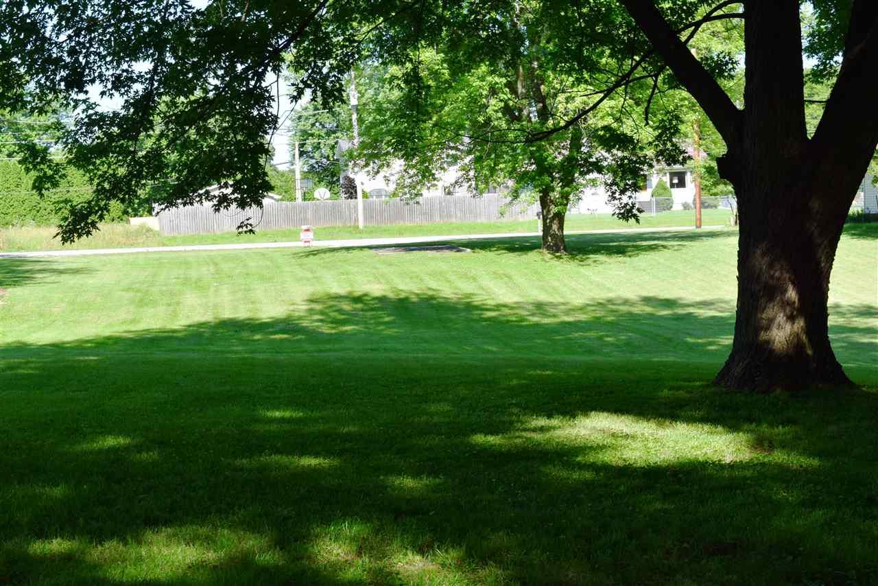 621 1ST Street - Photo 1