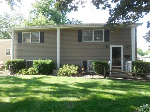4903 52ND Avenue - Photo 1