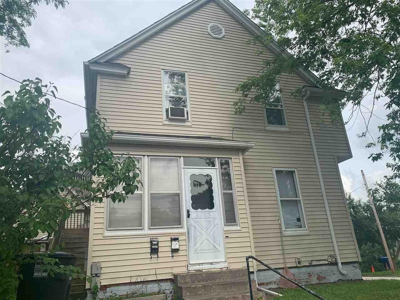 1730 10TH Street - Photo 1