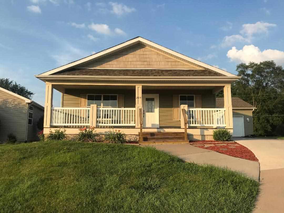 204 Columbus - Photo 1