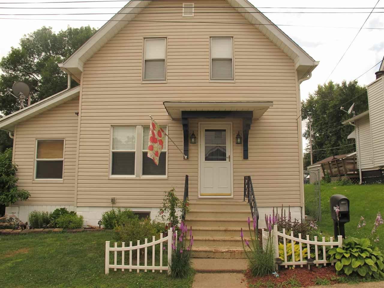 1719 18TH ST A Street A - Photo 1