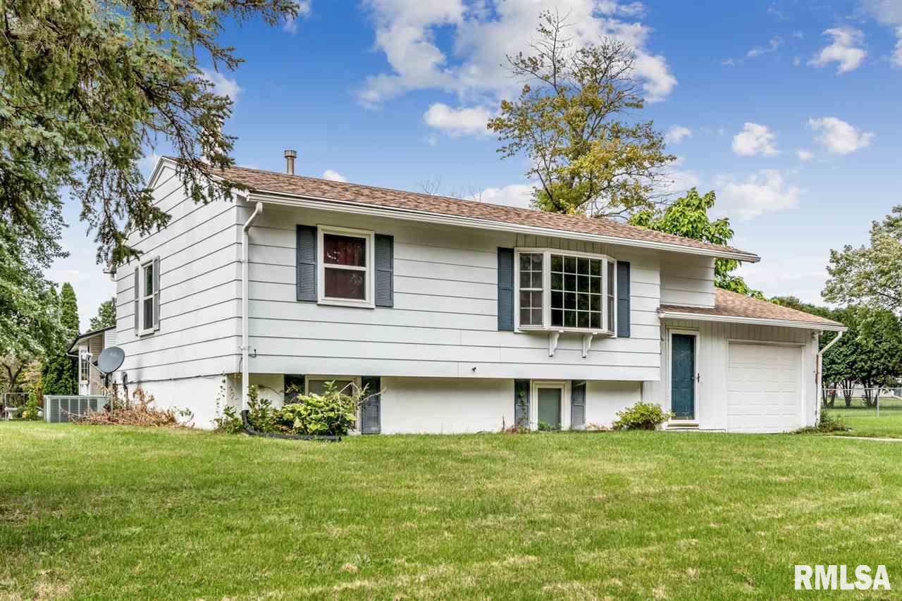 4006 Cresthill Drive - Photo 1