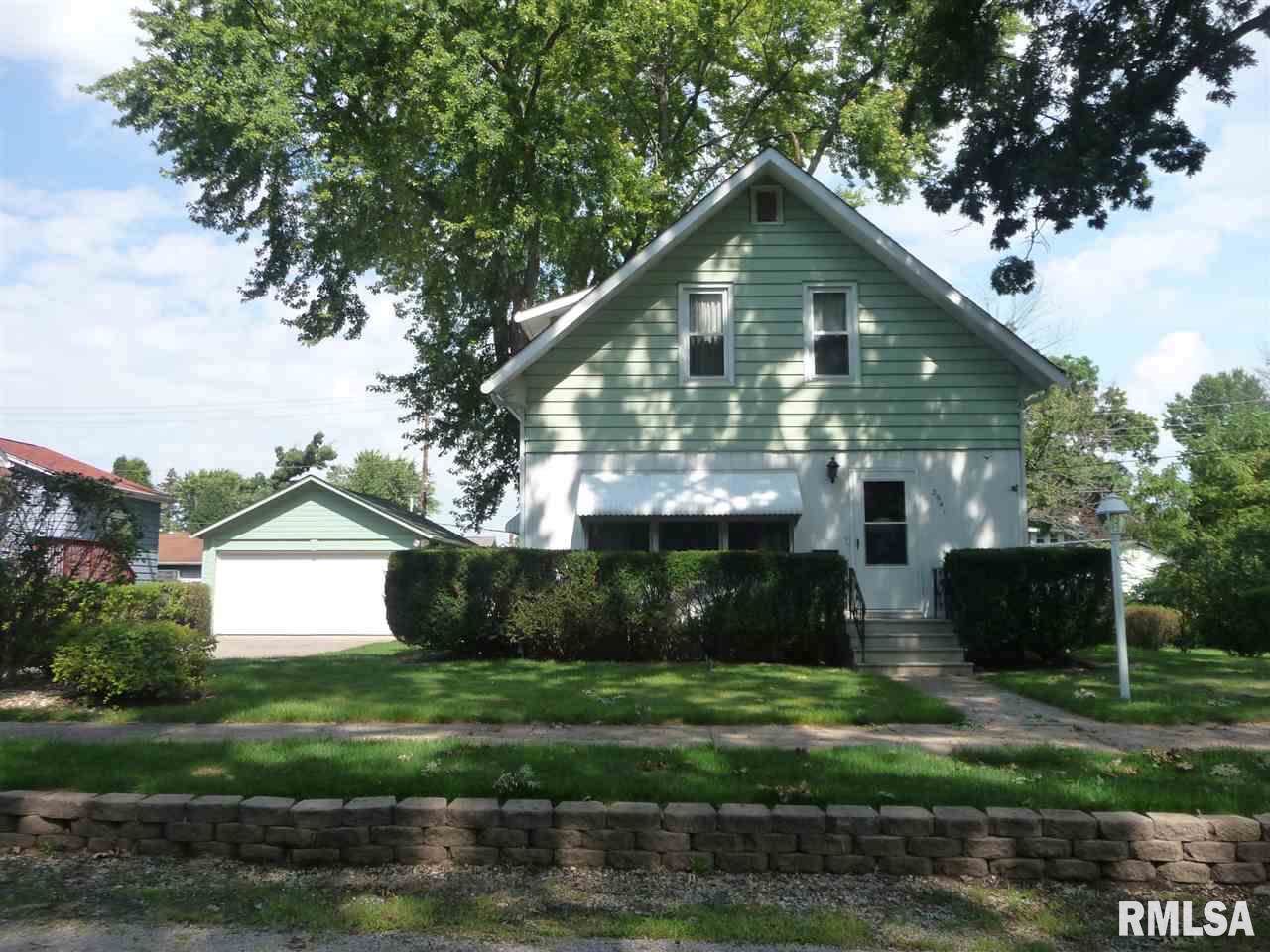 2941 13TH Avenue - Photo 1