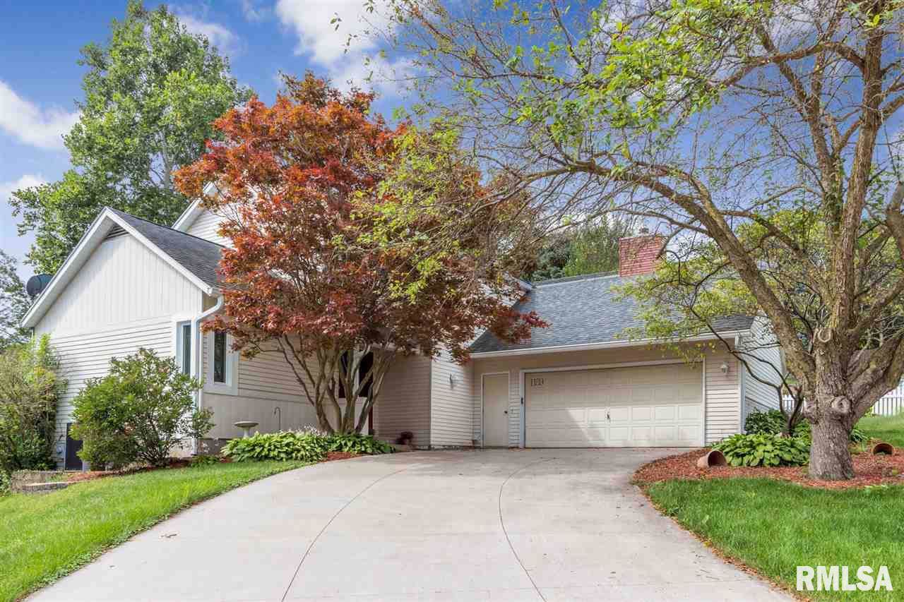 1159 33RD ST Court - Photo 1