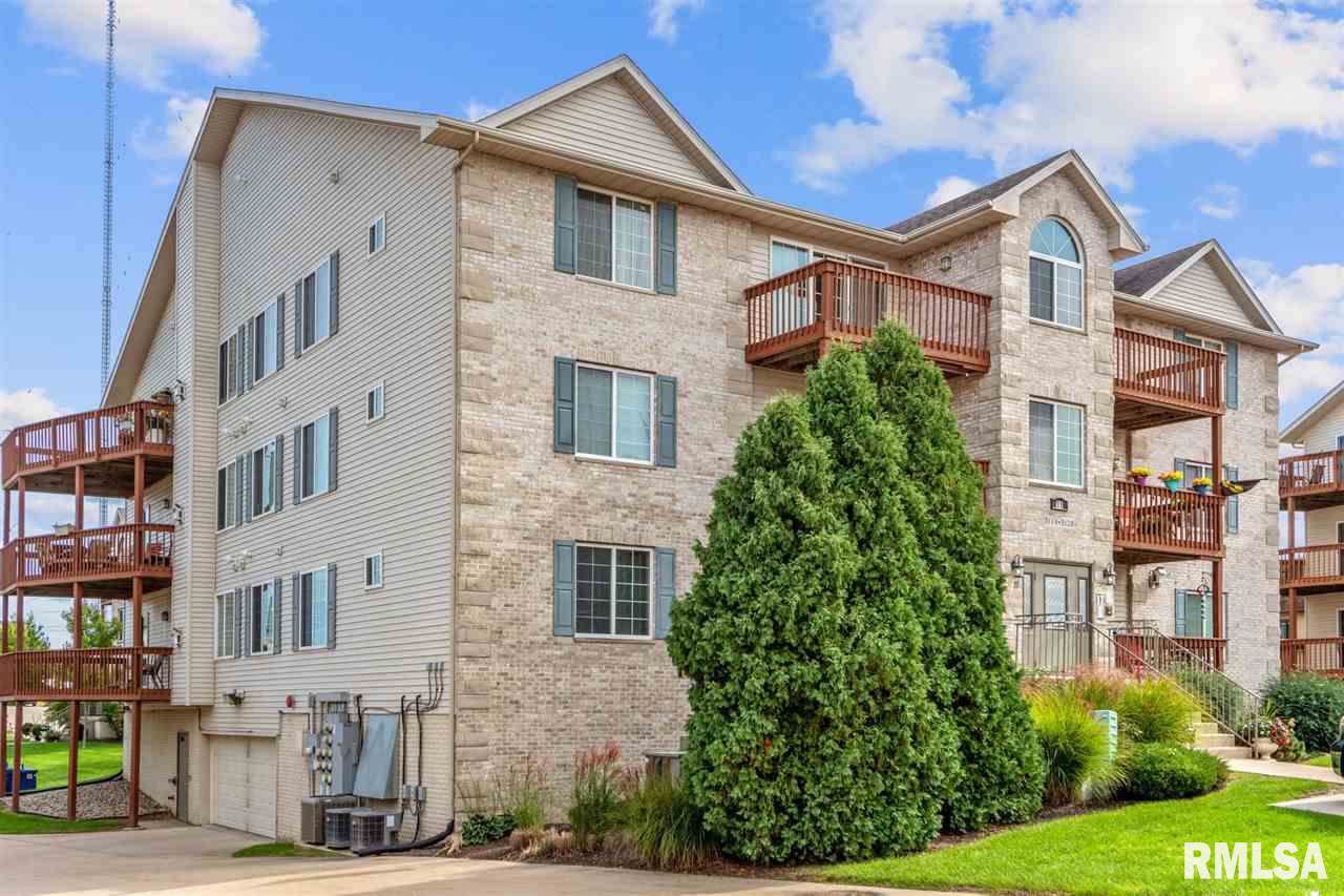 3124 Holiday Court - Photo 1
