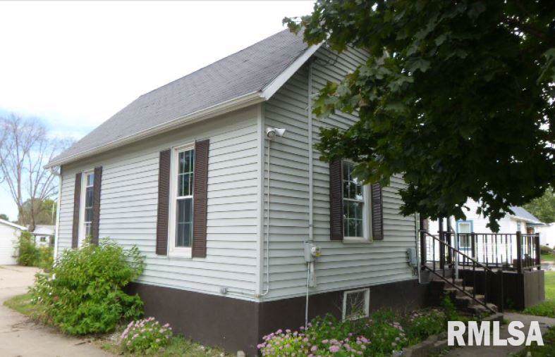 1267 Chestnut Street - Photo 1